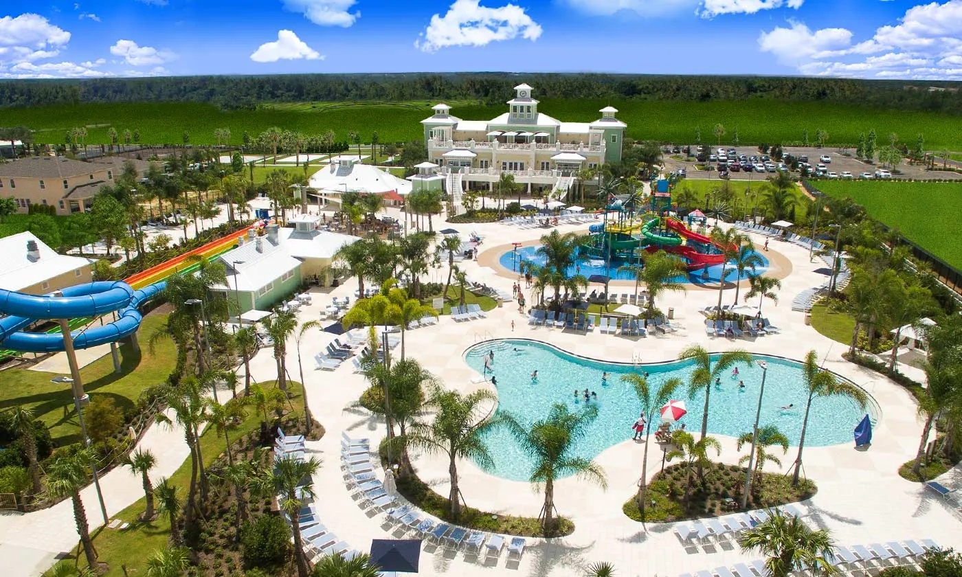 Vista do condomínio Encore Resort at Reunion em Orlando, Flórida